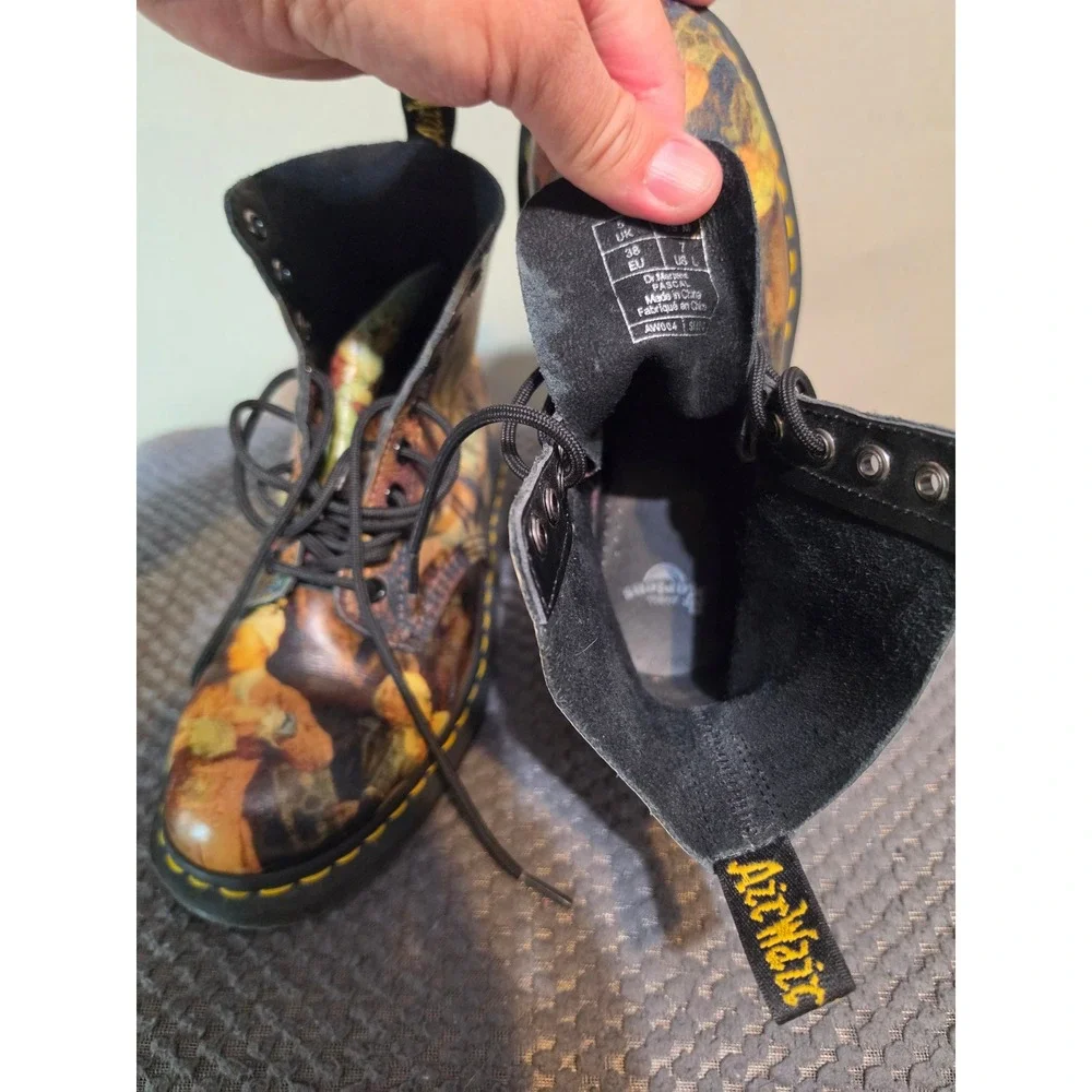 Dr. Martens 1460 Pascal Hogarth Renaissance Print Boots Mens 6 Ladies 7 Multi